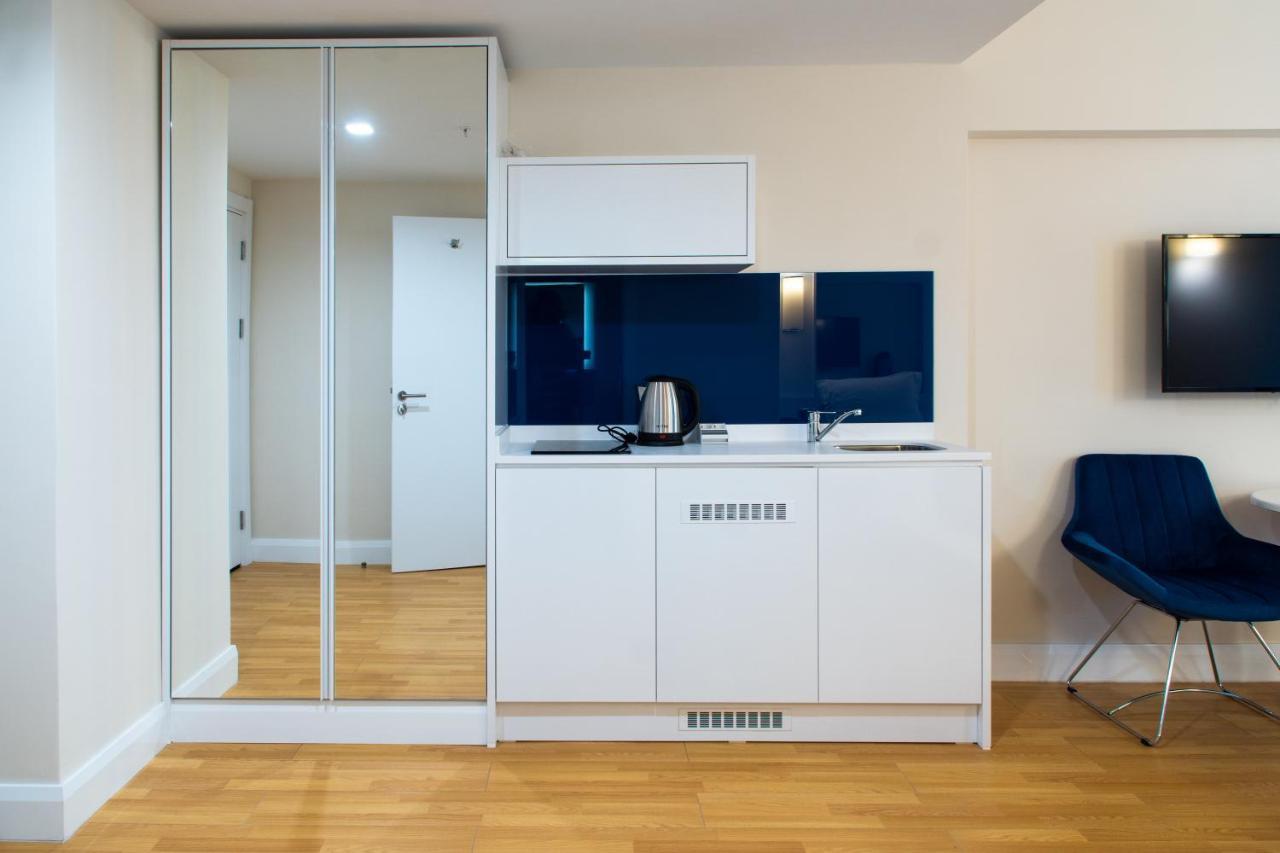 Orbi City - Aparthotel Near The Beach Batoemi Buitenkant foto
